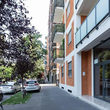 Guesthost - Piazza Tripoli Bright *